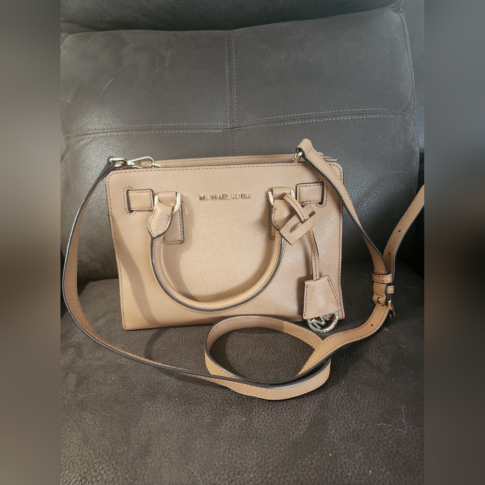 Michael Kors Beige Leather Satchel.  NEW, Never Used.